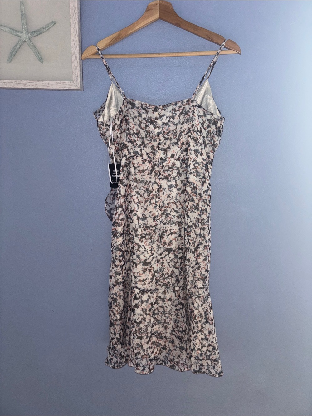 Express Dress - Picture 6 of 10
